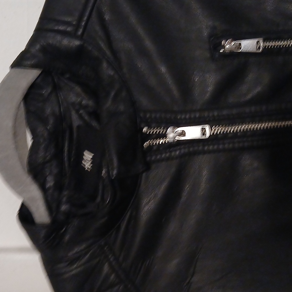 Men's jacket - Picture 2 of 5